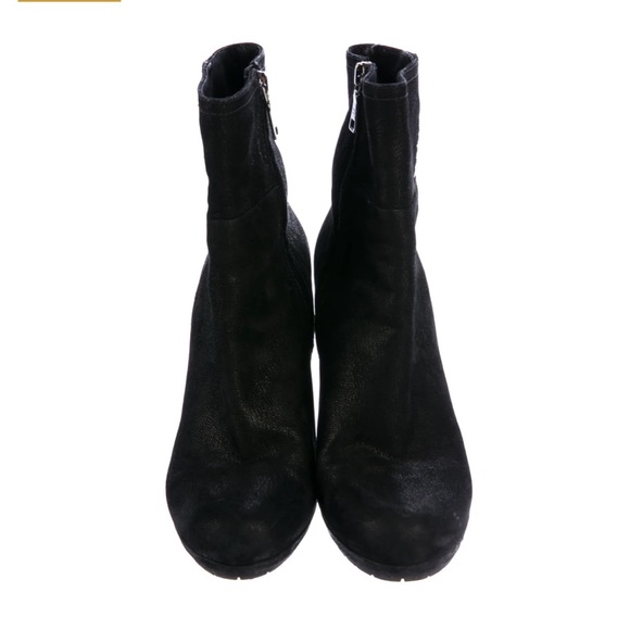 Prada Leather Round-Toe Ankle Boots. - Picture 2 of 6